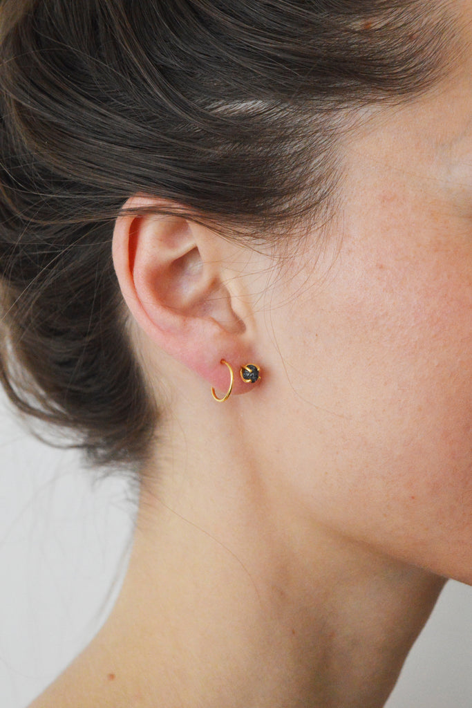 STUDIO LOMA - EMMA earring with raw diamond